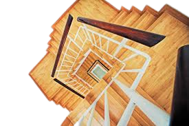 Escaleras de madera en tonos claros