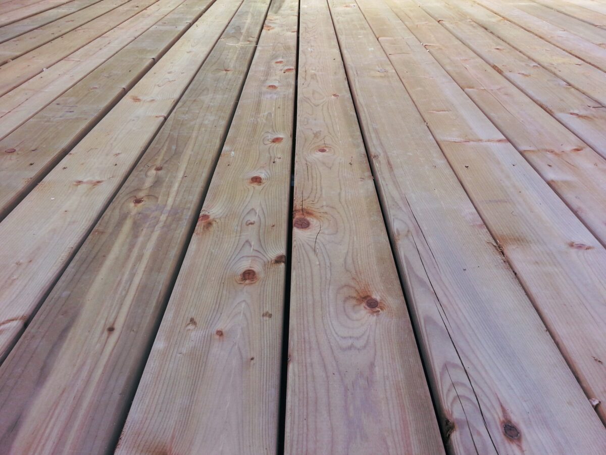 Tablas de madera: calidad y versatilidad para tus proyectos
